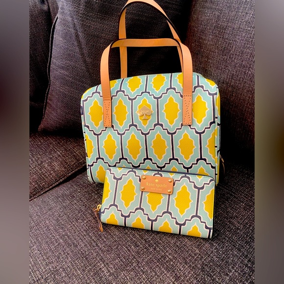 Kate Spade ♠️ purse and wallet set - Picture 1 of 6